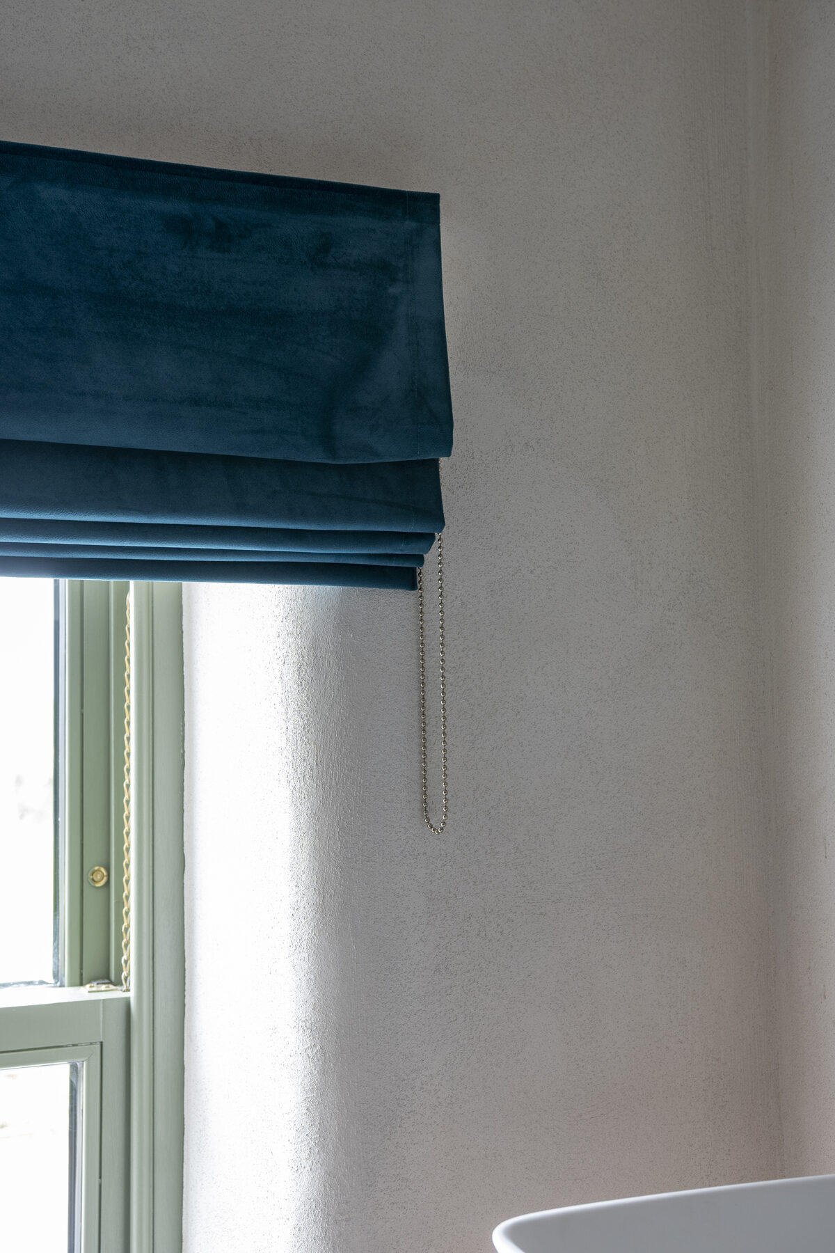 Motion Collection Roman blinds