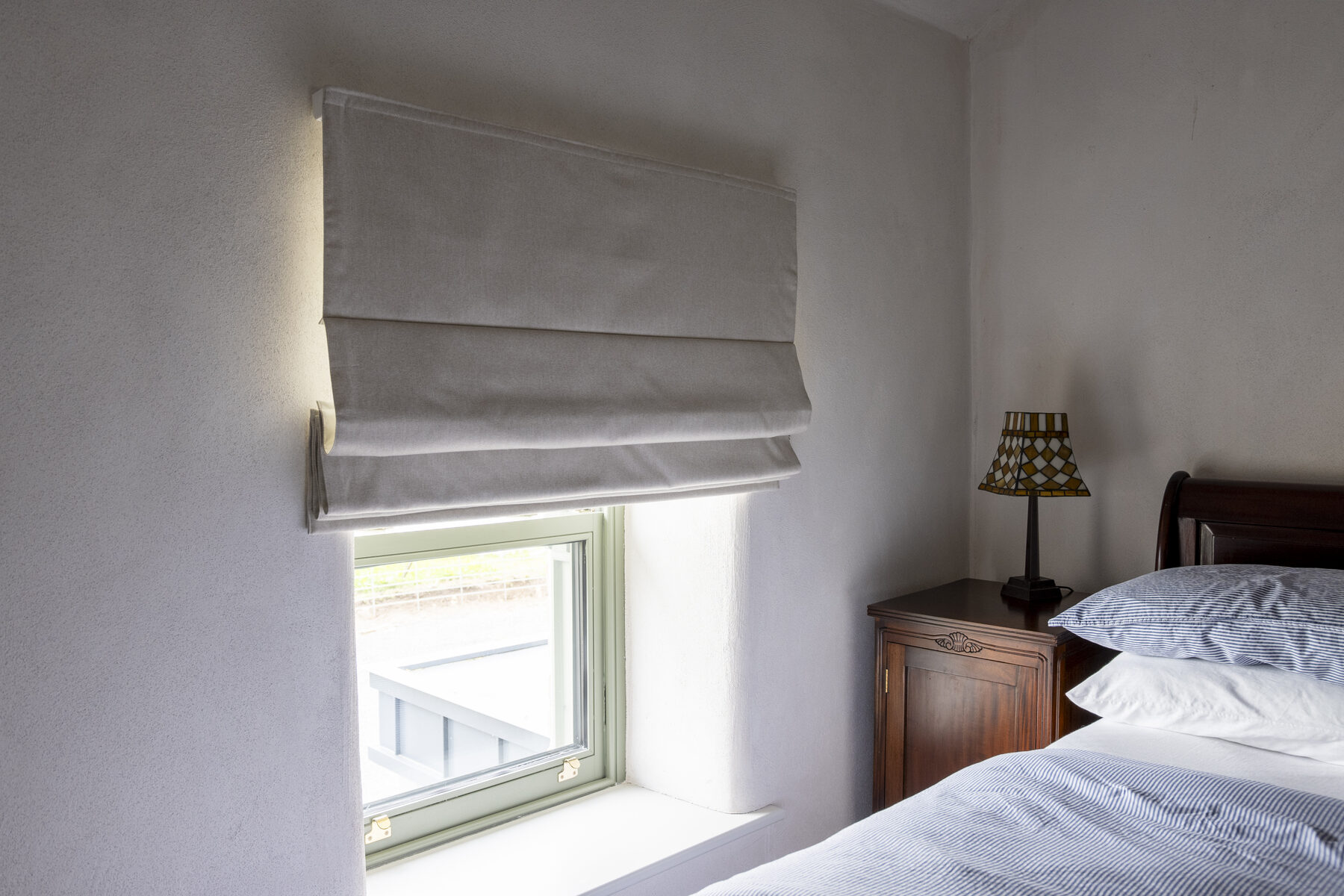 Motion Collection Roman blinds