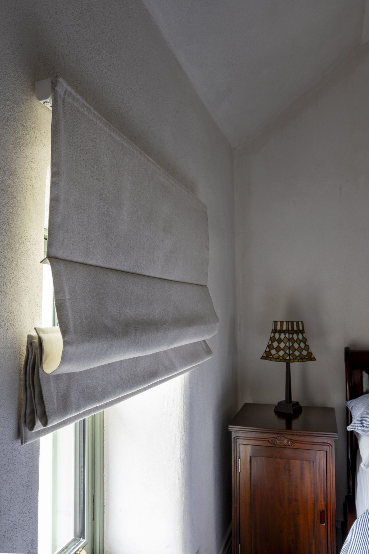 Motion Collection Roman blinds